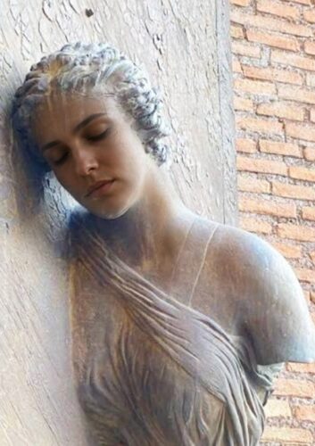 2026, Digital art metafisica del mutamento di figura femminile di igor mitoraj